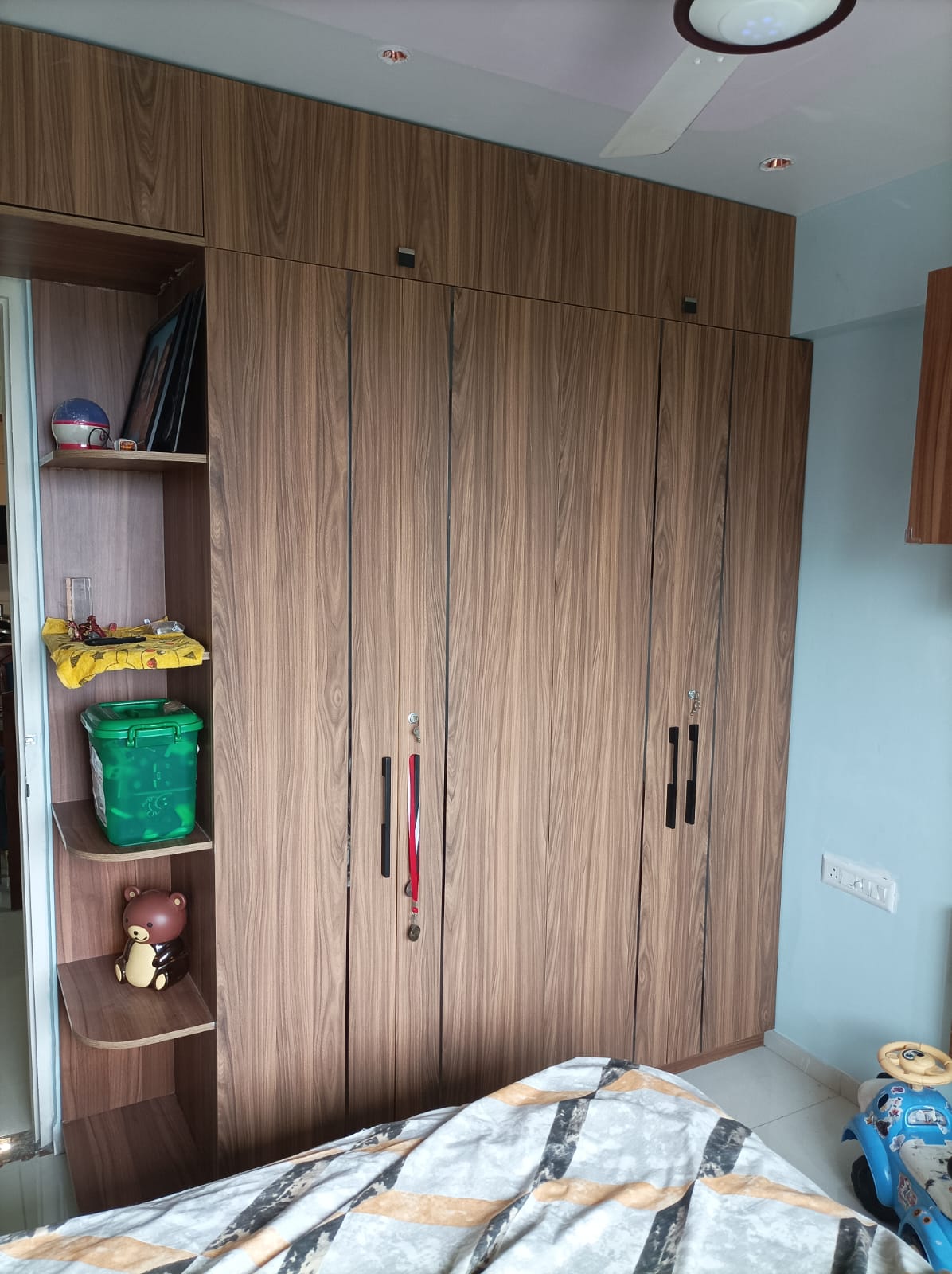 Woodi wardrobe project 1