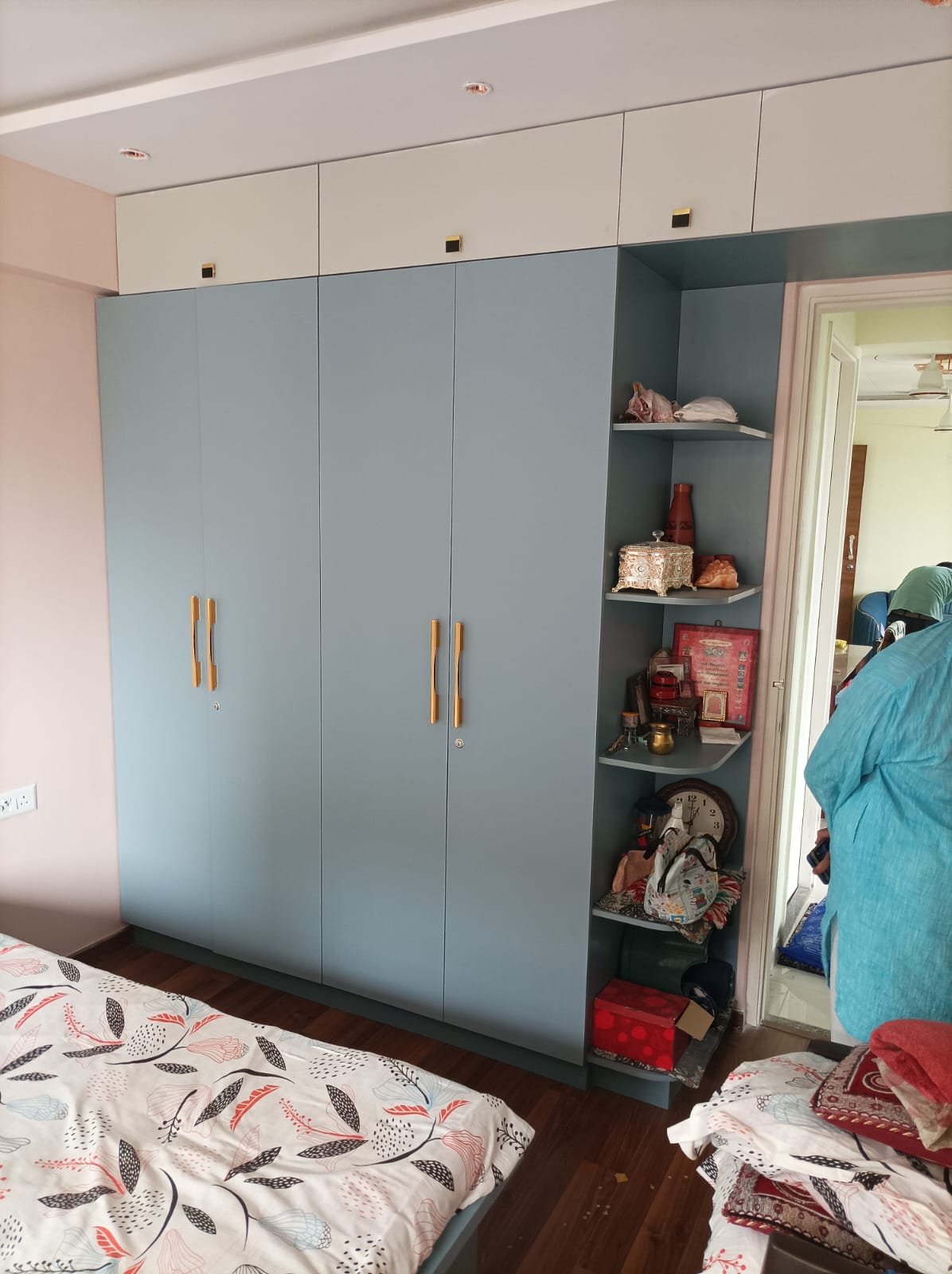 Woodi wardrobe project 3